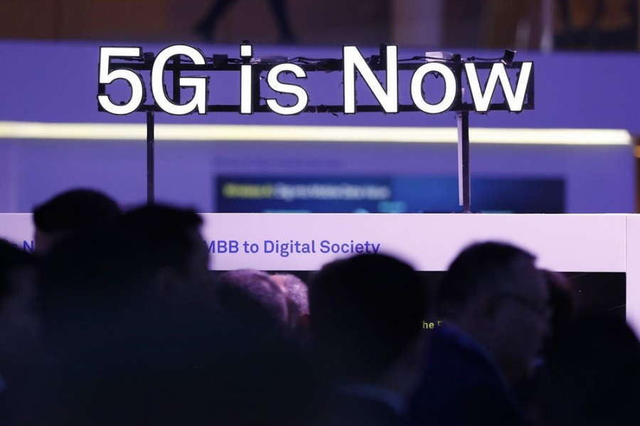 Мобилните мрежи от последно поколение, по-известни като 5G, постепенно се